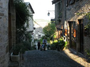 Cordes : rue Raymond VII à Cordes